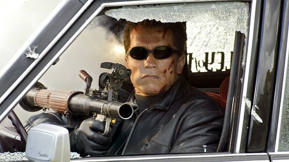 Arnold Schwarzenegger als Terminator, 2001