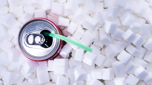 Viele süße Getränke gibt es sowohl mit Zucker als auch mit anderen Süßungsmitteln