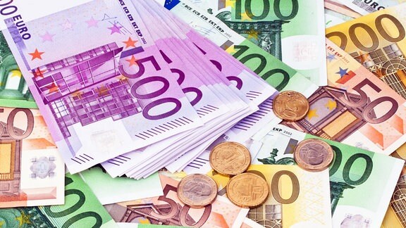 Euro-Banknoten und Euro-Münzen