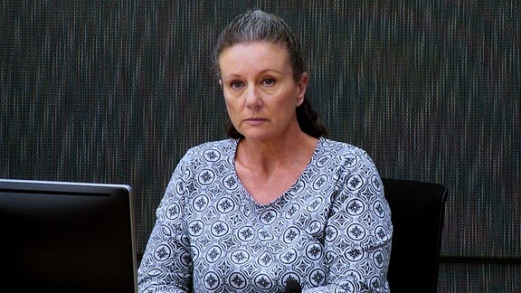 Kathleen Folbigg erscheint via Videoverbindung während einer Untersuchung zur Verurteilung am NSW Coroners Court.