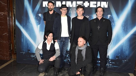 Rammstein bei der Premiere des Kinofilms Rammstein: Paris in der Volksbühne.