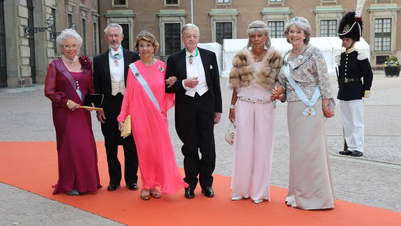 Prinzessin Christina, Tord Magnuson, Prinzessin Dsire, Niclas Silfverschiöld, Prinzessin Birgitta, Prinzessin Margaretha Prince Carl Philips und Sofia Hellqvists