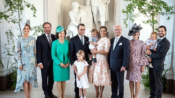 Die schwedische Königsfamilie versammelt sich anlässlich des 40. Geburtstags von Kronprinzessin Victoria  zum Empfang im Logarden im Königlichen Palast.