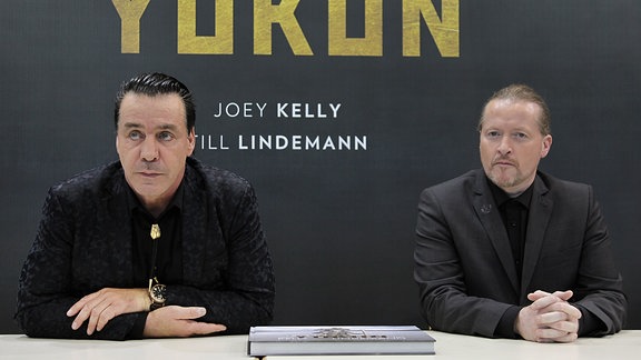 Till Lindemann und Joey Kelly während der Promotion zu einem gemeinsamen Buch