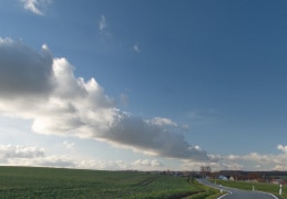 Wolkenformationen über Langenreinsdorf bei Crimmitschau