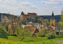 Blick auf die Burg Hohenstein 