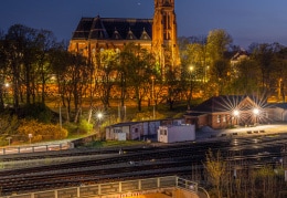 Blick auf die Kathedrale St. Jakobus in Görlitz am Abend 