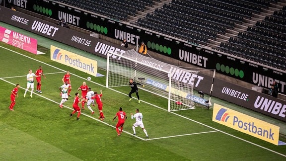 Geisterspiel Borussia Mönchengladbach gegen 1. FC Köln