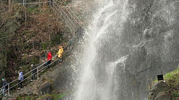 Saison am Trusetaler Wasserfall eröffnet
